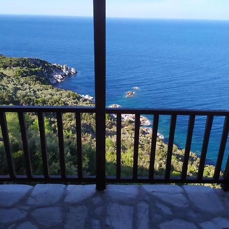 Triple Studio Room With The Most Beatifull View In Mylopotamos 차가라다 외부 사진