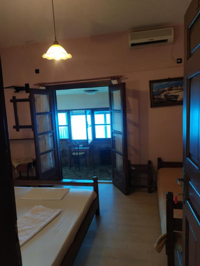 Triple Studio Room With The Most Beatifull View In Mylopotamos 차가라다 외부 사진
